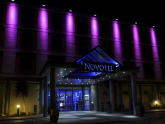A colourful stay at Novotel Hotel, Heathrow